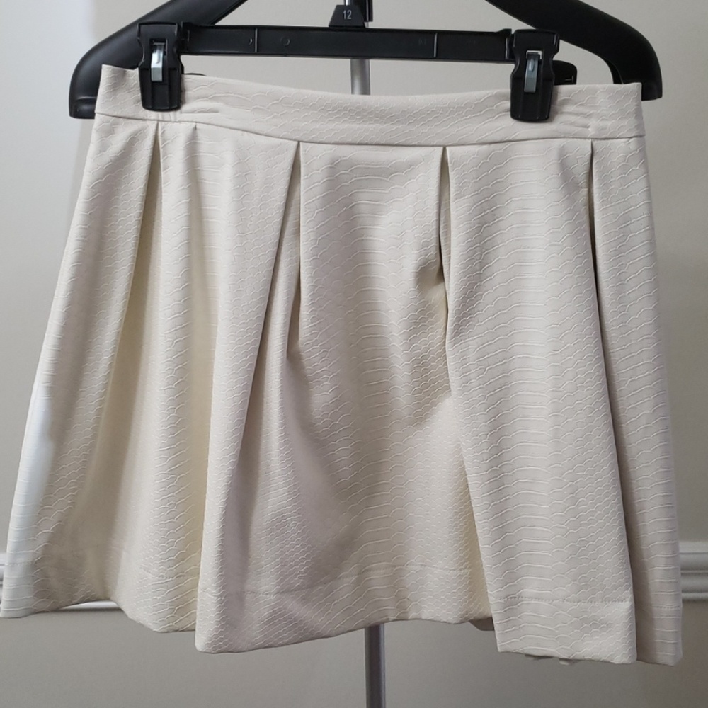 Pleated faux leather snakeskin skirt